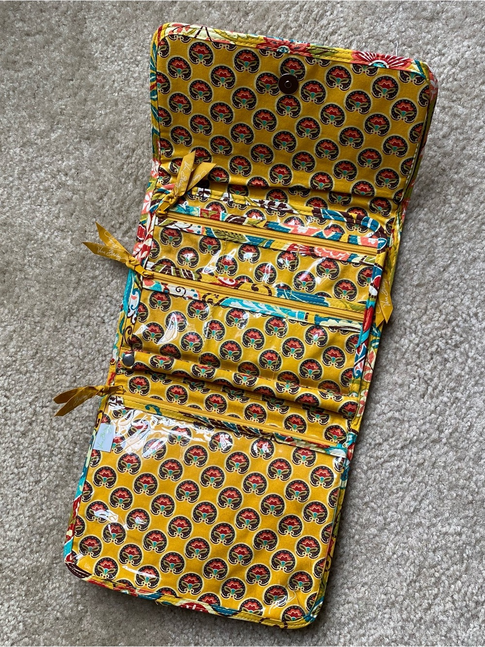 Vera Bradley Provencal Quilted Trifold Jewelry Organizer - Picture 4 of 7